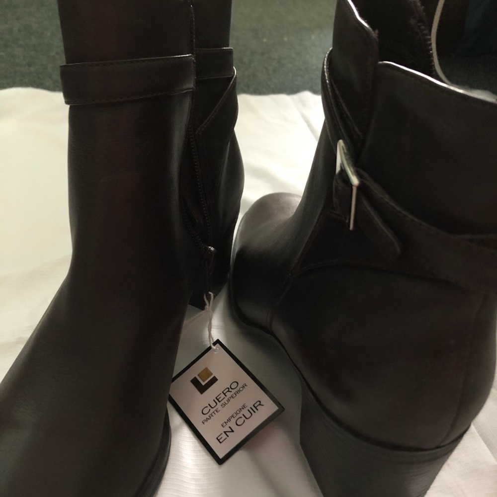 Brown leather boots (Adult)